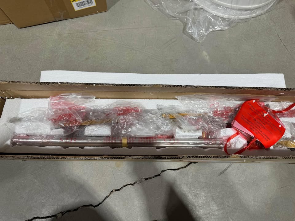 Uolfin Geometric Gold Chandelier, Modern 5-Light Brushed Deep Gold Island Farmhouse Chandelier Ceiling Light with Candle Style