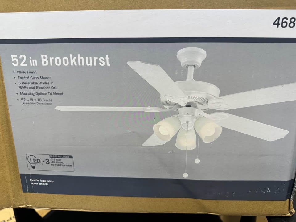 Brookhurst 52 in. LED Indoor White Ceiling Fan with Light Kit