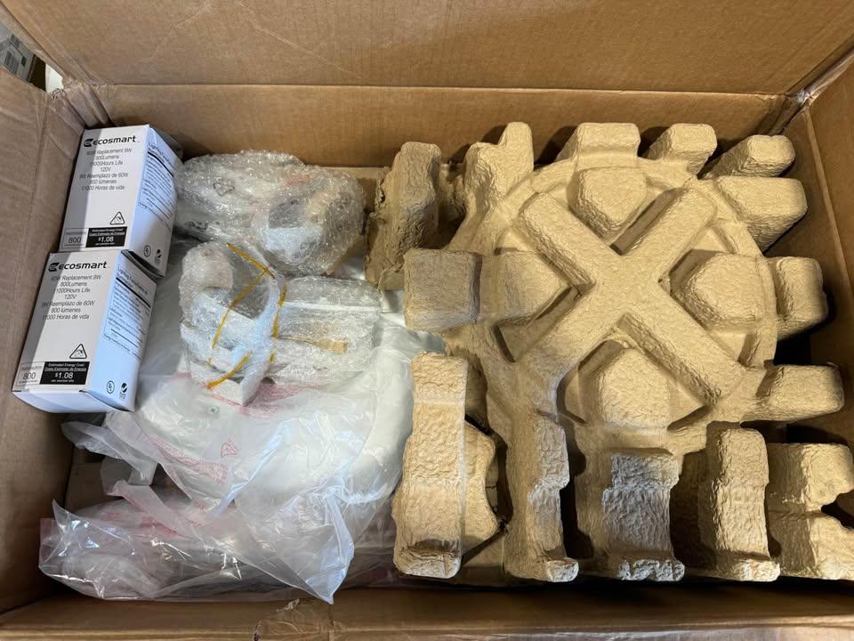 Hampton Bay Roanoke 48 in. Indoor/Outdoor Wet Rated White Ceiling Fan with LED Bulbs Included