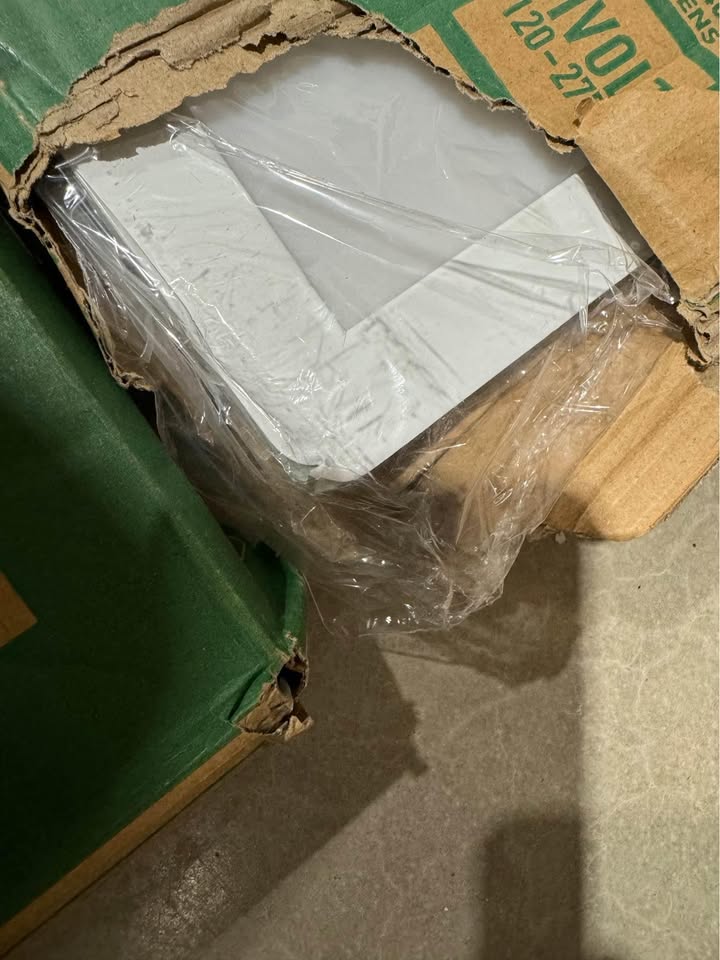 Lithonia Lighting Contractor Select CPX 1 ft. x 4 ft. 4280 Lumens Integrated LED Panel Light Switchable Color Temperature