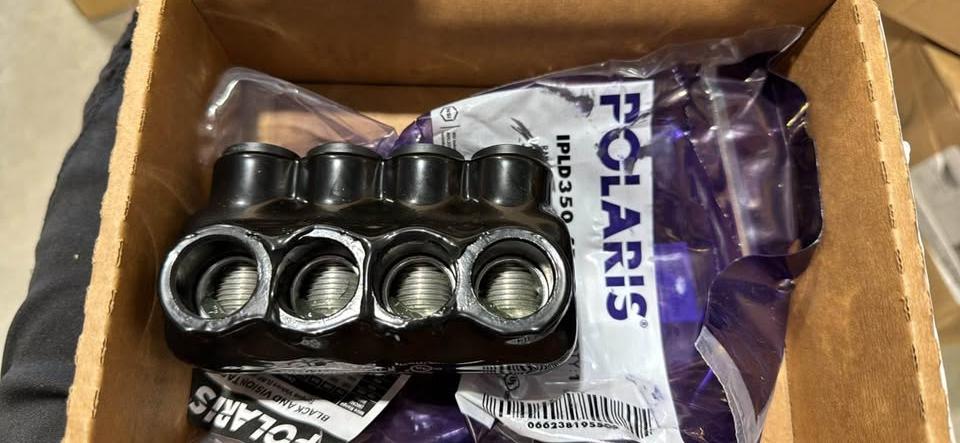 Polaris 350 MCM - 6 AWG Bagged Insulated Multi-Tap Connector, Black