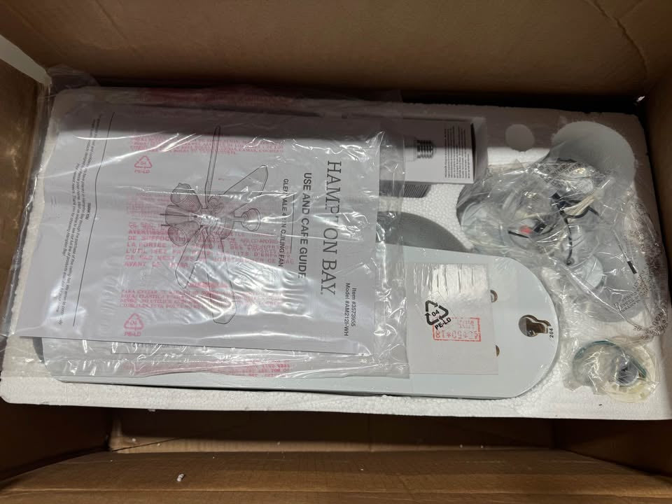 Hampton Bay Glendale 42 in. LED Indoor White Ceiling Fan with Light Kit