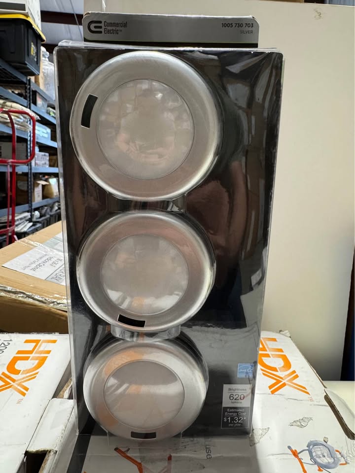 Commercial Electric 3-Light LED Puck Light Kit