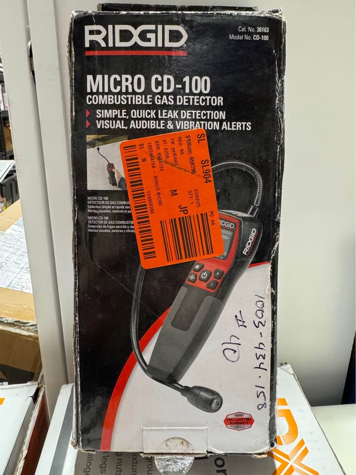 RIDGID CD-100 Micro Combustible Gas Handheld Diagnostic Detector w/ 16 in. Flexible Probe & Visual, Audible & Vibration Alarms